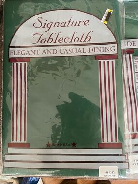 Green Square Tablecloth - Elegant Dining